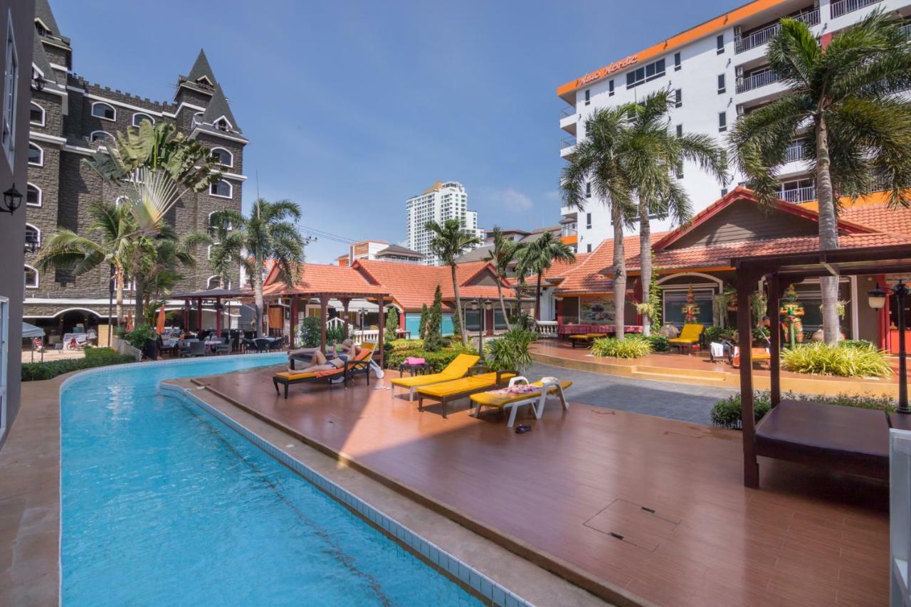 Castle Suites Pattaya Exterior foto